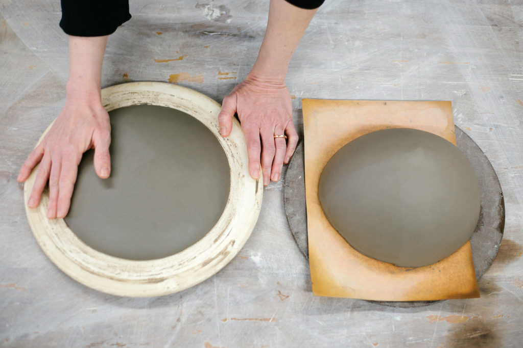 YashaButler_PhotographybyBeckyButler_Studio_hands