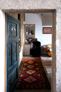 Gelveri'nin taş evi